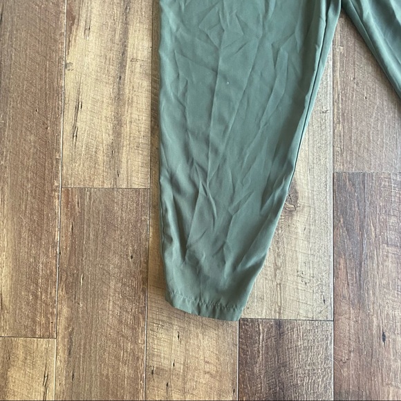 Bar III green sleeveless v-neck jumpsuit romper size XL - Picture 5 of 14